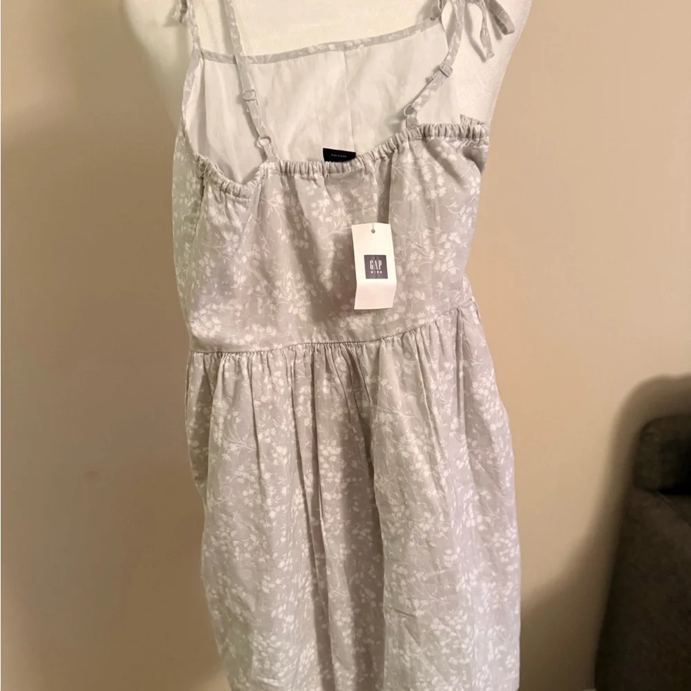 NWT girls GAP White/gray Floral Dress sleeveless Sz L 10
